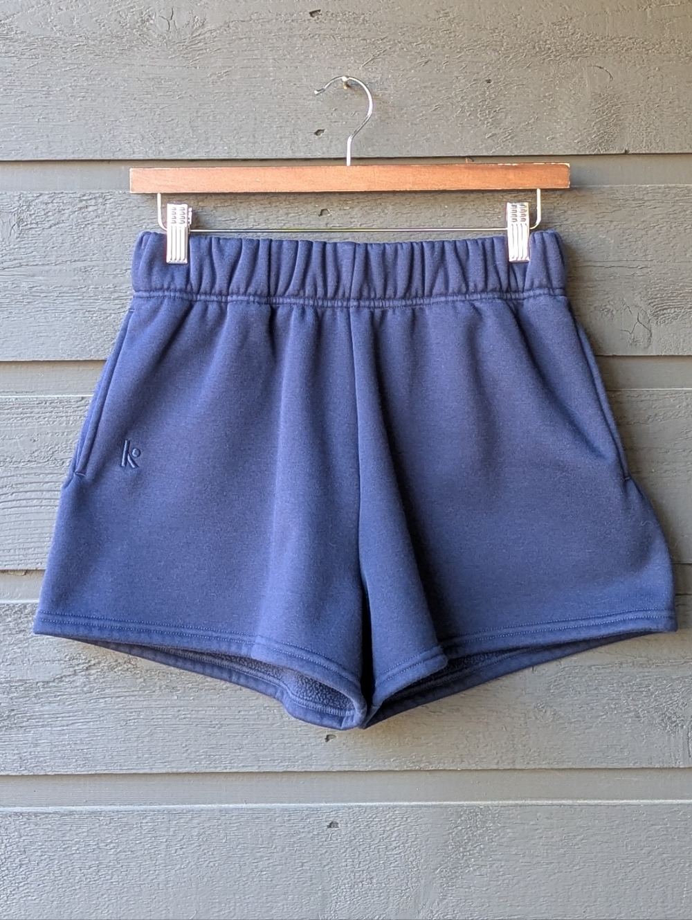 Kamo Fitness Cozy Tec Sweat Shorts High Waisted Pockets Size Small Dark Blue